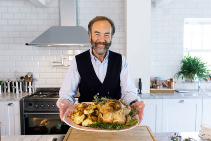 Dazzler Does Donna's Roast Chicken and Green Salad