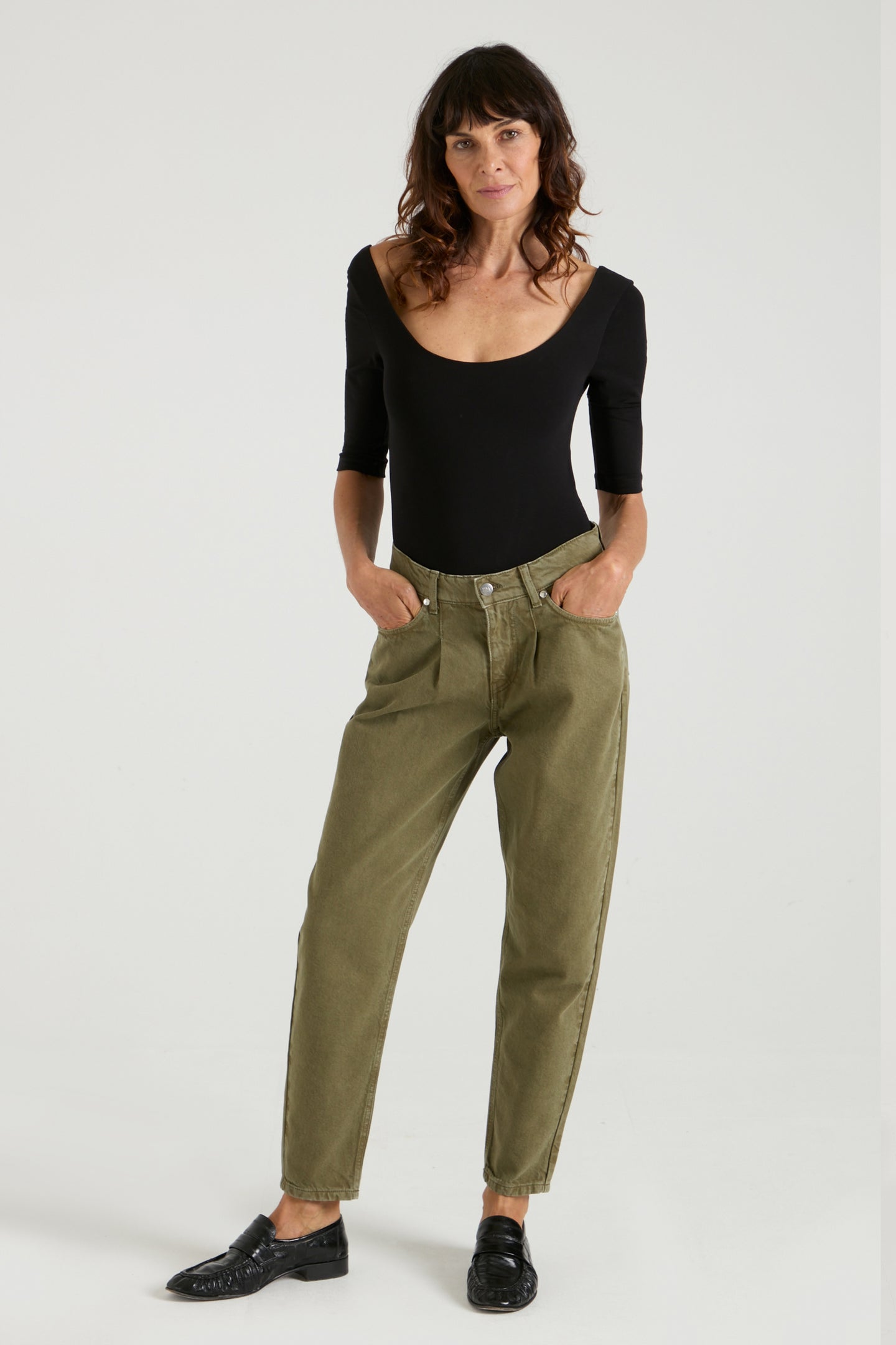 Alice The Low Rise Carrot Leg | In The Field [Green Denim]