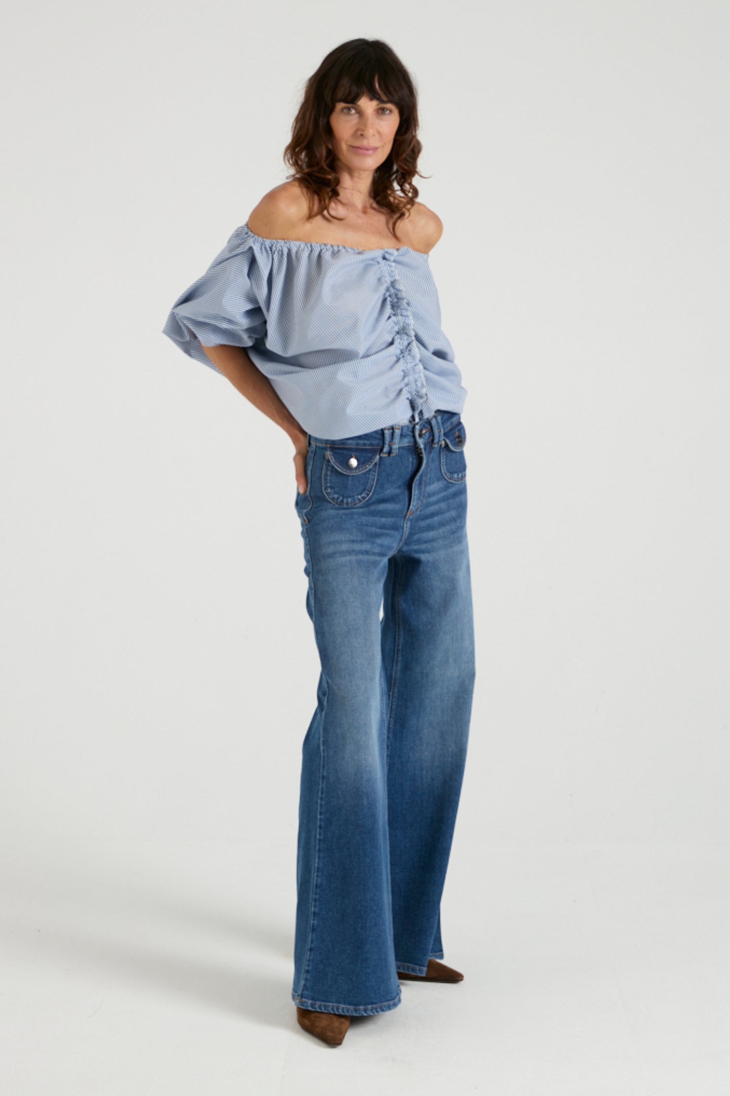 Hilary The Curved Pocket Flare | Vanity [Blue Denim]