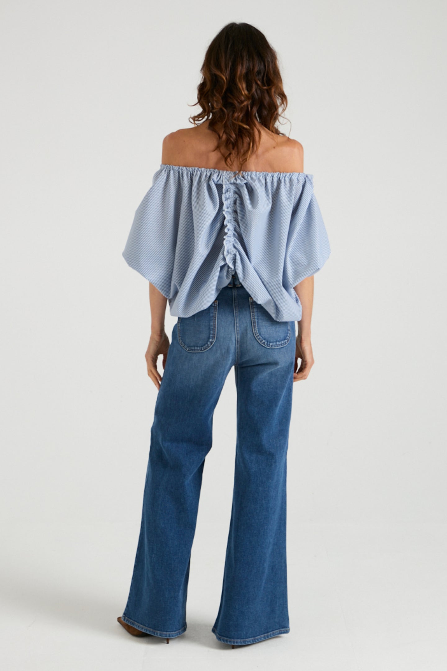 Hilary The Curved Pocket Flare | Vanity [Blue Denim]