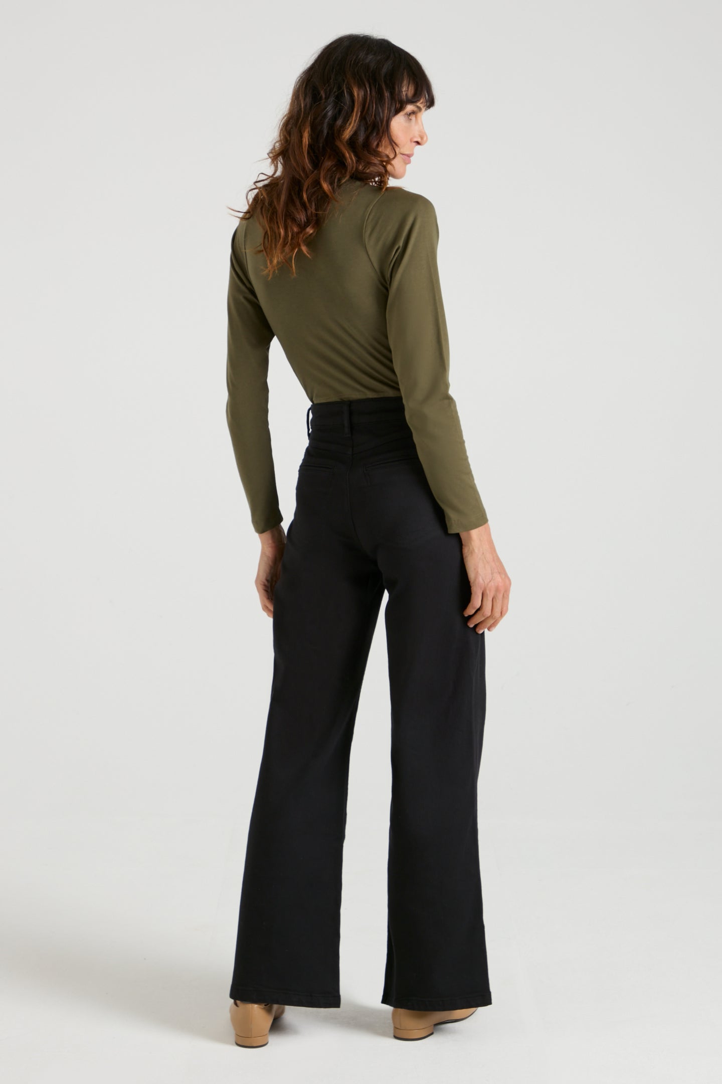 Kate The High Top Patch Pocket Relaxed Wide Leg | Blackest [Black Denim]