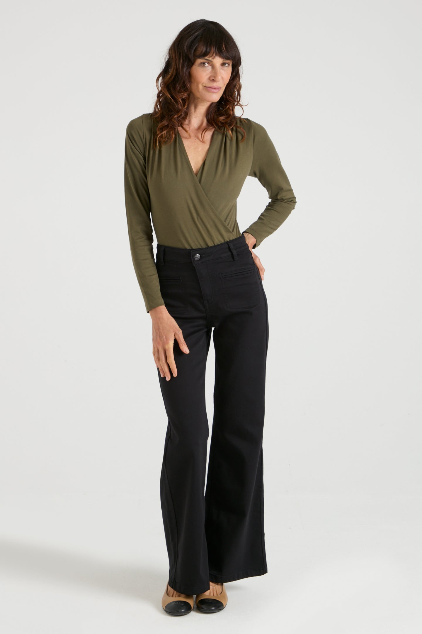 Kate The High Top Patch Pocket Relaxed Wide Leg | Blackest [Black Denim]