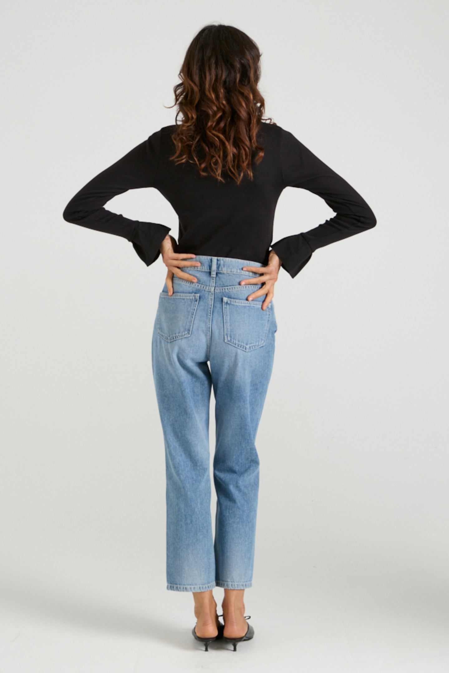 Phoebe The Every Woman Straight Cropped Jean | Every Day Joy [Classic Blue]
