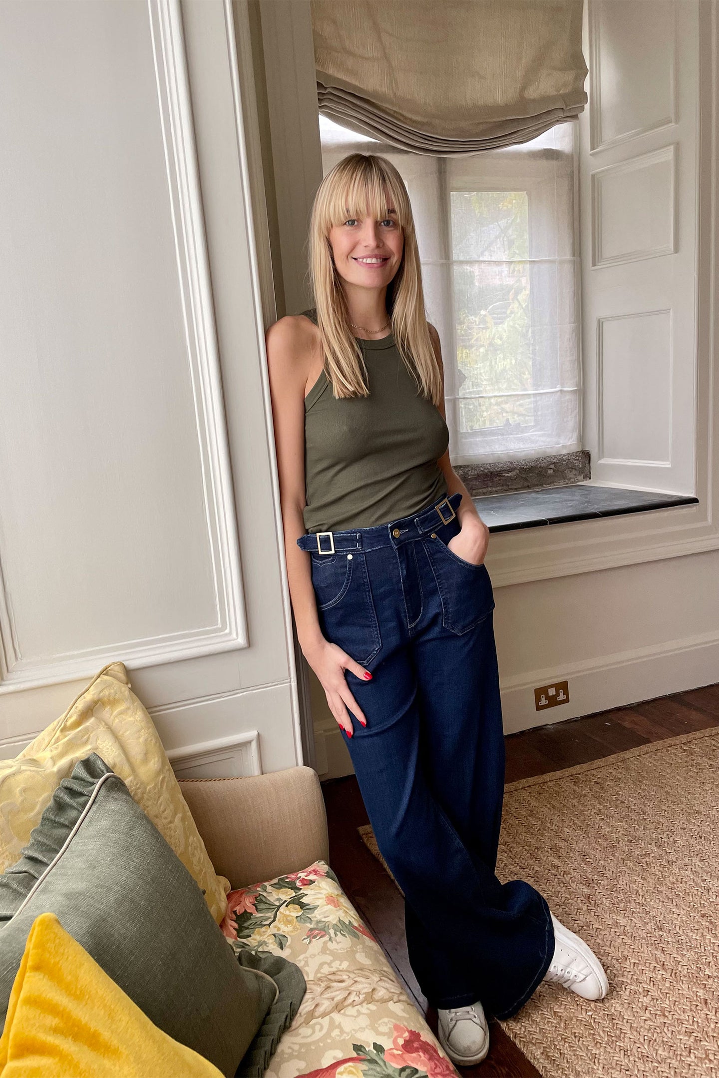 Minnie The High Top Full Length Wide Leg Flared Jeans | Working Girl [Dark Wash Denim]